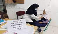 انجام معاینات سلامت دانش‌آموزان پایه چهارم دبستان جوادالائمه توسط مرکز خدمات جامع سلامت مهندس نادر
